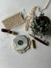 Load image into Gallery viewer, Wax Seal Stamp - Vine